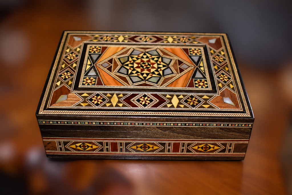 Medium Inlaid Box Closed